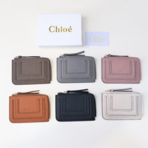 【AT1836】ChloeブランドのクラシックMarcieウォレット、ビンテージ金具とタッセルチャーム