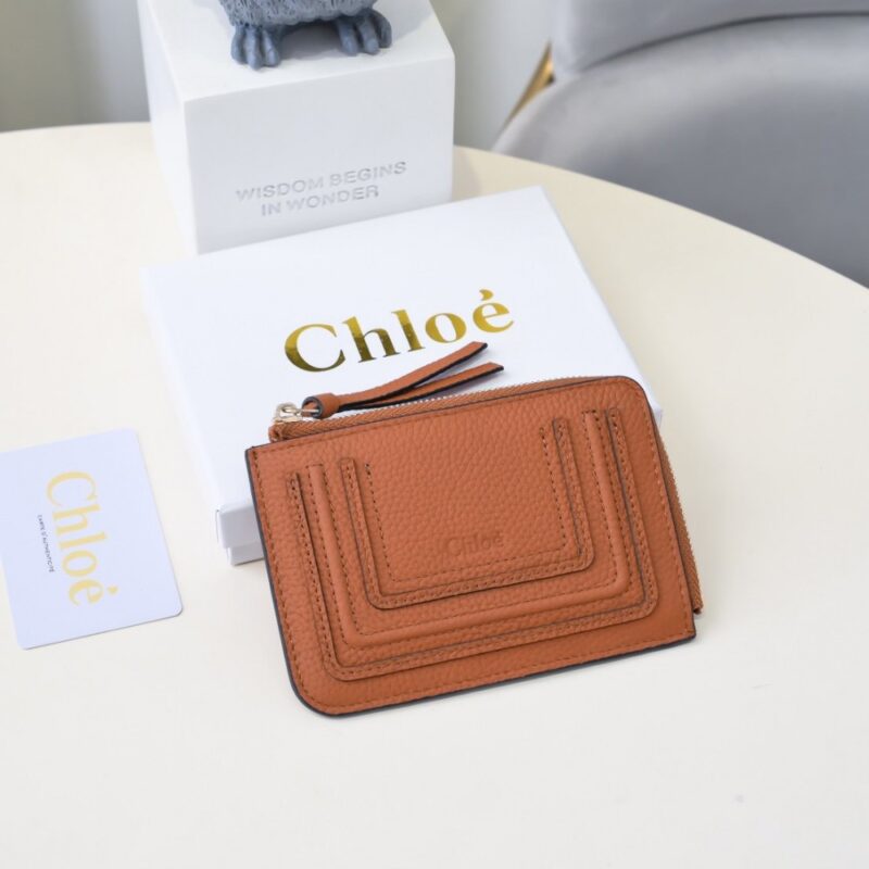 【AT1836】ChloeブランドのクラシックMarcieウォレット、ビンテージ金具とタッセルチャーム