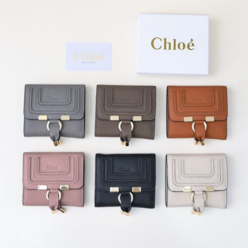 【AT1837】ChloeブランドのクラシックMarcie財布、ヴィンテージ金具とタッセルチャーム