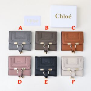 【AT1837】ChloeブランドのクラシックMarcie財布、ヴィンテージ金具とタッセルチャーム