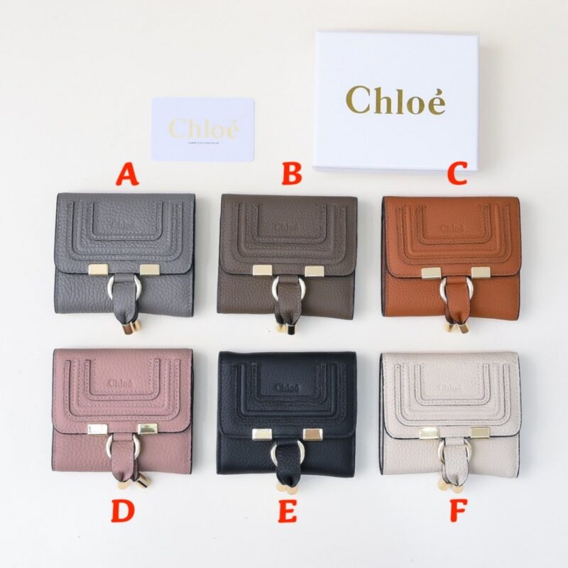 【AT1837】ChloeブランドのクラシックMarcie財布、ヴィンテージ金具とタッセルチャーム