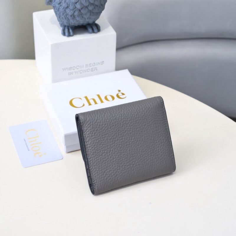 【AT1837】ChloeブランドのクラシックMarcie財布、ヴィンテージ金具とタッセルチャーム