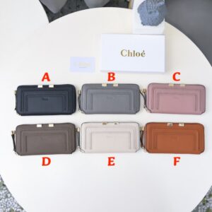 【AT1838】ChloeブランドのクラシックなMarcie財布、レトロ金具とスエードタッセル。