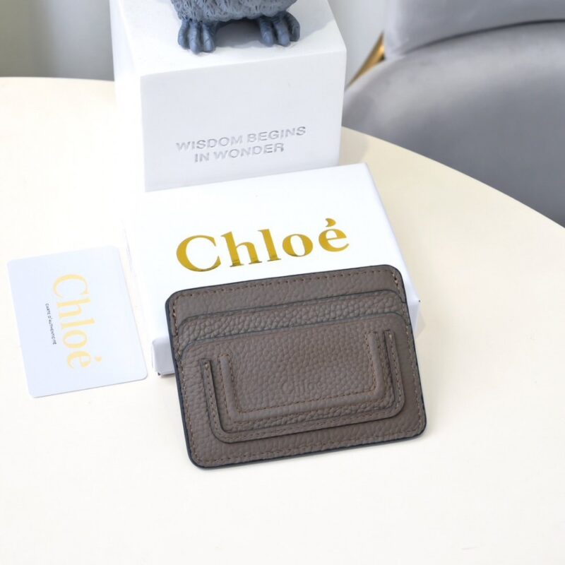 【AT1839】ChloeブランドのクラシックなMarcie財布、復古的な金具とスエードのタッセル。