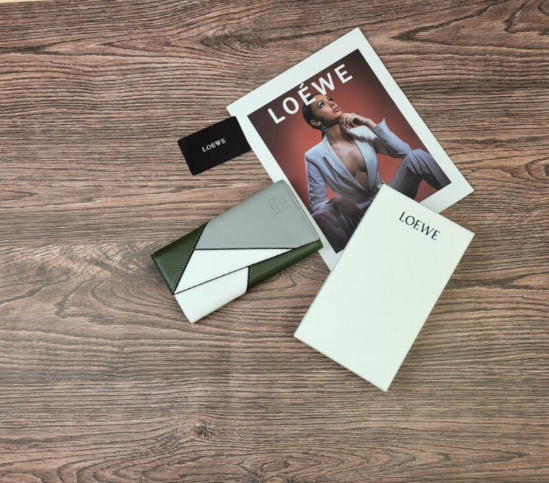 【AT1848】LOEWE ロエベ パズルロングホリゾンタルウォレット
