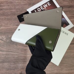 【AT1848】LOEWE ロエベ パズルロングホリゾンタルウォレット