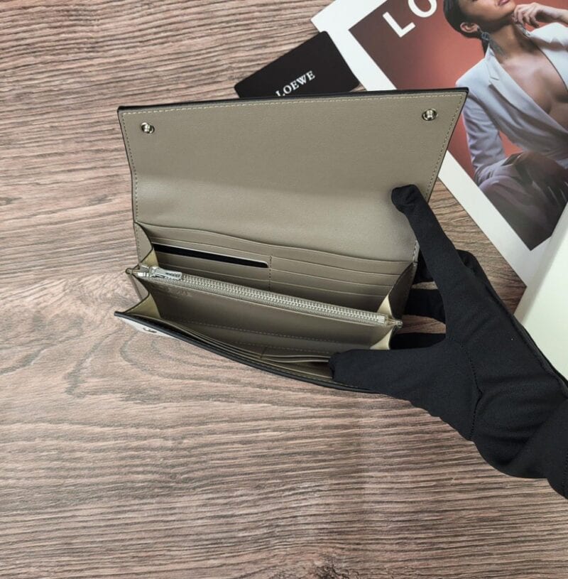 【AT1848】LOEWE ロエベ パズルロングホリゾンタルウォレット