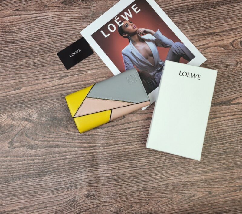 【AT1849】LOEWEパズルロングホリゾンタルウォレット