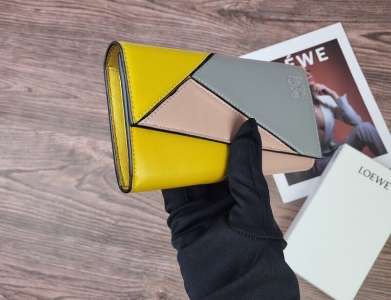 【AT1849】LOEWEパズルロングホリゾンタルウォレット