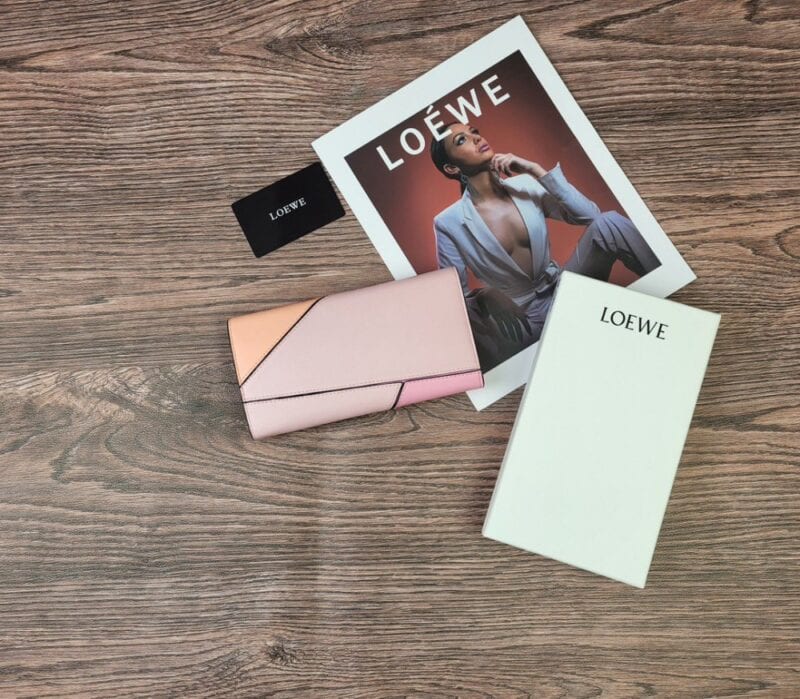 【AT1850】LOEWE（ロエベ）のパズル長財布