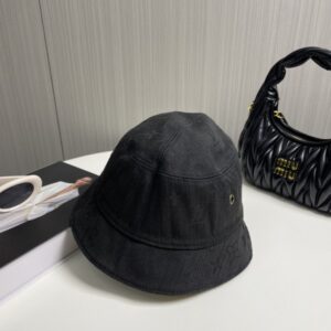 【AT2040】Louis Vuitton LV ルイ・ヴィトンの人気のある両面着用可能なフィッシャーマンハット