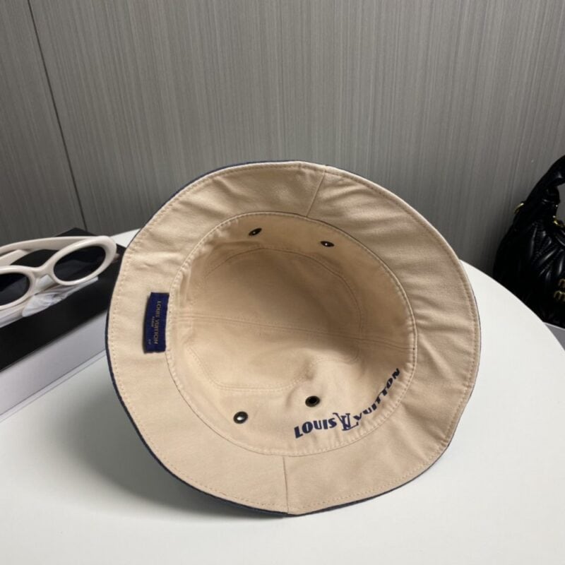 【AT2042】LV Louis Vuitton ルイ・ヴィトンの人気のある両面着用可能なフィッシャーマンハット