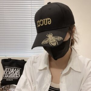 【AT2048】Gucci コラボキャップ♥️GUCCI🧢公式サイトの新商品、野球キャップ、オリジナル品質が熱い登場🔥🎩 手作りが非常に精巧で高級感があります！控えめな贅沢さ、持ち運びに便利！