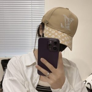 【AT2052】Louis Vuitton ルイヴィトンの野球帽、新デザイン♥高品質な刺繍、高級感があり、どんなコーディネートにも合います🤗男女兼用！