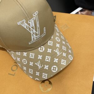 【AT2052】Louis Vuitton ルイヴィトンの野球帽、新デザイン♥高品質な刺繍、高級感があり、どんなコーディネートにも合います🤗男女兼用！