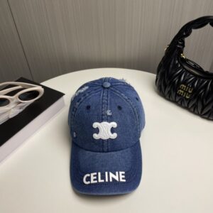 【AT2064】CELINEセリーヌの新しいデニムベースボールキャップ🧢は防塵袋と一緒に。ストリートで着用する必需品で、すぐに手に入れてください！