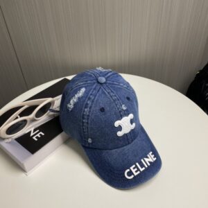 【AT2064】CELINEセリーヌの新しいデニムベースボールキャップ🧢は防塵袋と一緒に。ストリートで着用する必需品で、すぐに手に入れてください！