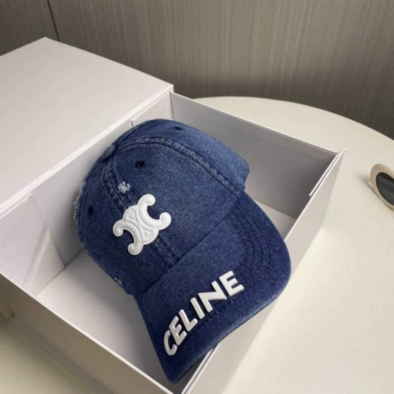 【AT2064】CELINEセリーヌの新しいデニムベースボールキャップ🧢は防塵袋と一緒に。ストリートで着用する必需品で、すぐに手に入れてください！