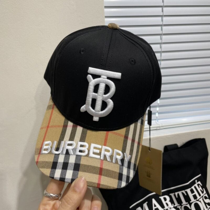 【AT2065】Burberry（バーバリー）オリジナルの野球帽。専門店で人気のある純綿裏地で軽く通気性があります。完璧なフォルム、工場の品質、独自の実物撮影、男女兼用！防塵袋付き。