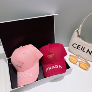 【AT2069】Prada 💛防塵バッグ付き【プラダ】春夏の新作ブランド刺繍つきベースボールキャップ、新作入荷、ブランドアイテムは非常に相性が良いです、ぜひ手に入れてください！