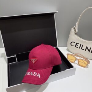 【AT2071】Prada プラダの新しい春夏モデルの大型ブランド刺繍ベースボールキャップは、新しいデザインで出荷されています。大手ブランドのアイテムはとてもおしゃれで、すぐに手に入れてください！