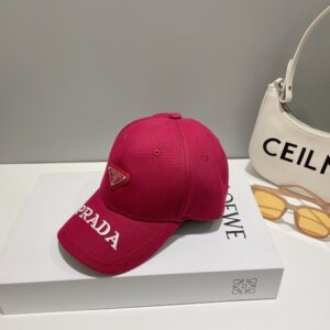 【AT2071】Prada プラダの新しい春夏モデルの大型ブランド刺繍ベースボールキャップは、新しいデザインで出荷されています。大手ブランドのアイテムはとてもおしゃれで、すぐに手に入れてください！