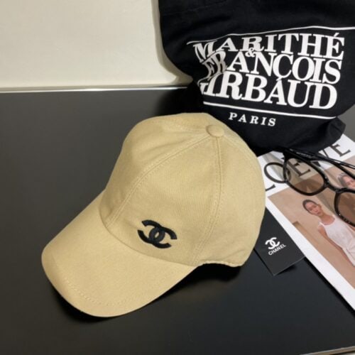【AT2072】Chanel シャネルの新作ベースボールキャップ、ロゴがシンプルでクラシック、ファッショナブルでカジュアルなデザイン。人気の新作です。