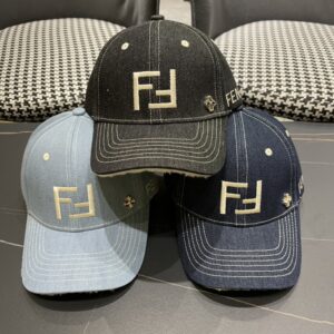 【AT2079】FENDIフェンディ 早秋の花柄シリーズのベースボールキャップ🧢、クラシックなFFロゴアイテム、品質の良いスタイリングアイテム、素晴らしい品質。