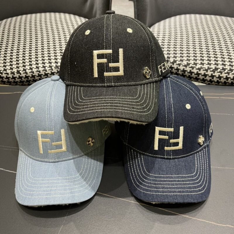 【AT2079】FENDIフェンディ 早秋の花柄シリーズのベースボールキャップ🧢、クラシックなFFロゴアイテム、品質の良いスタイリングアイテム、素晴らしい品質。