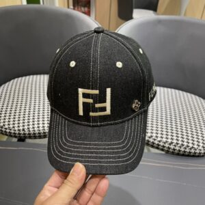 【AT2079】FENDIフェンディ 早秋の花柄シリーズのベースボールキャップ🧢、クラシックなFFロゴアイテム、品質の良いスタイリングアイテム、素晴らしい品質。