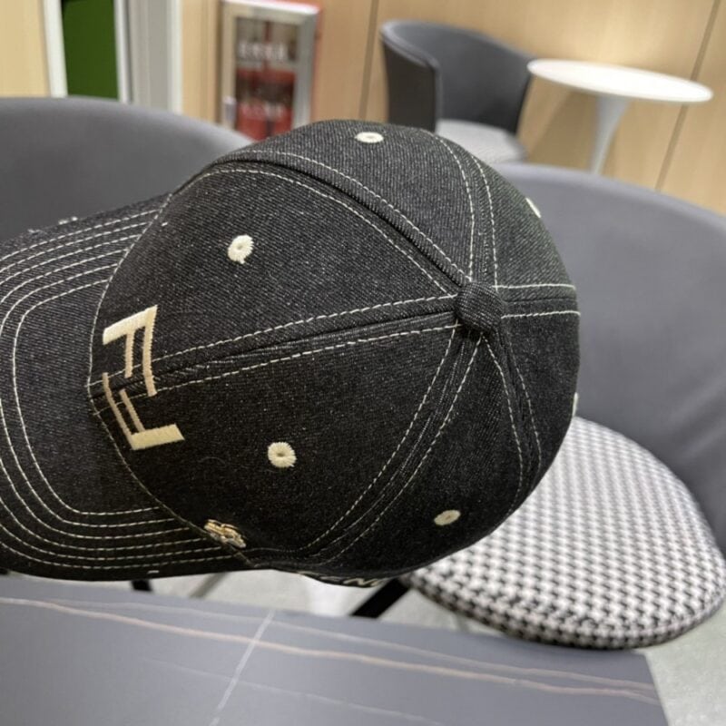 【AT2079】FENDIフェンディ 早秋の花柄シリーズのベースボールキャップ🧢、クラシックなFFロゴアイテム、品質の良いスタイリングアイテム、素晴らしい品質。