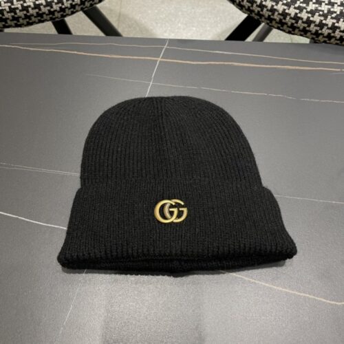 【AT2083】GUCCI（グッチ）のファッショナブルなフランス風ウールニット帽子は、冬に暖かさを保つためのストライプ柄のニット帽です。