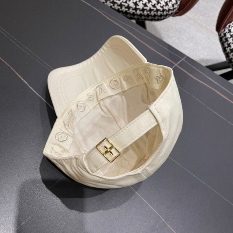 【AT2086】Louis Vuitton LV ルイ・ヴィトンの新しいLVベースボールキャップ、重労働で作られた万能アイテム🤗男女兼用！大量生産！