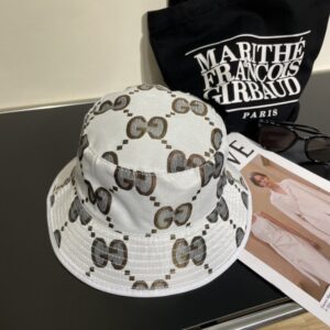 【AT2095】GUCCIのフィッシャーマンハット、公式ウェブサイトの新商品です。フィッシャーマンハットのオリジナル製品品質が人気急上昇中🔥🎩クラフトマンシップが非常に精巧で、高級で上品な仕上がりです！控えめな贅沢さで、持ち運びも便利です！大量生産！