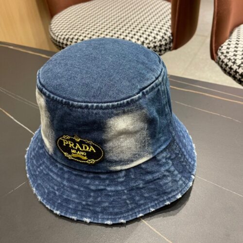 【AT2110】Prada プラダ2024デニムフィッシャーマンハット、ウォッシュデニムカラー、ランウェイモデルと同じデザイン、柔らかく快適な生地、カジュアルスタイル、目をつぶって買ってください！
