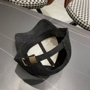 【AT2111】Pradaプラダ新しい三角マークの野球帽🕋は、スタイリッシュでおしゃれなアイテムです。男女兼用です！