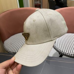 【AT2112】Pradaプラダの新しい三角ロゴ付きベースボールキャップ🕋は、洋気でオシャレで、男性と女性ともに人気です！