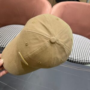 【AT2113】Pradaプラダ2024年モデルのキャップ、男女兼用のベースボールキャップ、高級なカスタムメイド、サイズ57cm。