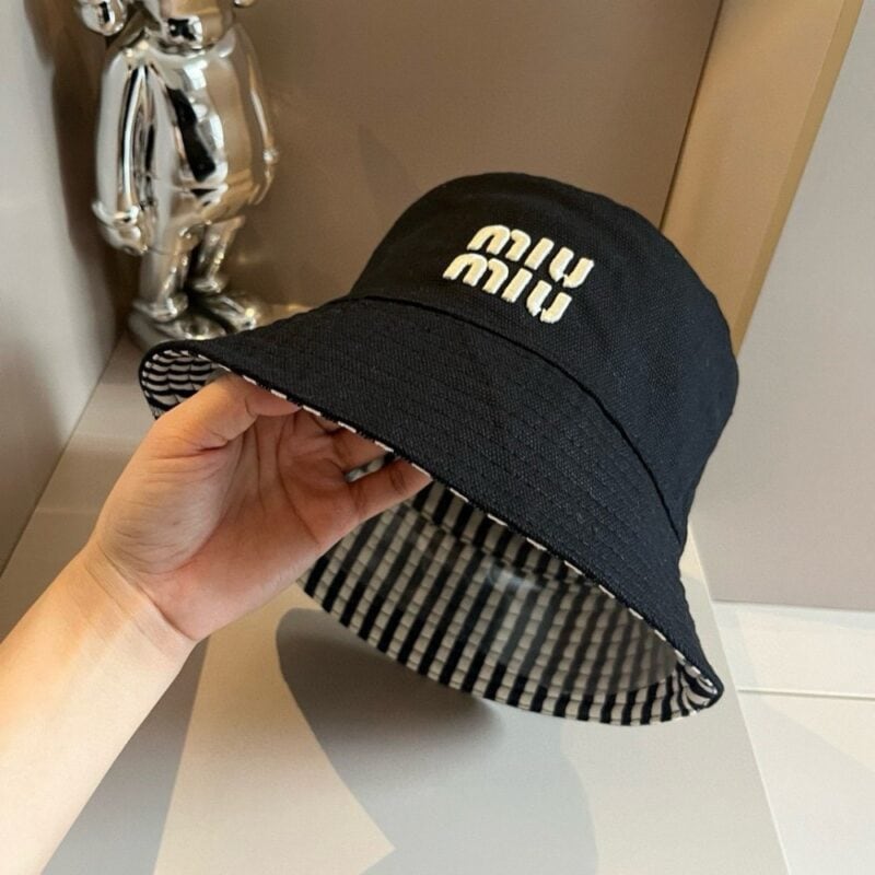 【AT2123】miumiuの新しいフィッシャーマンハット、男女兼用、頭囲57cm前後