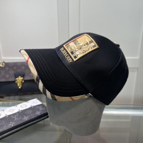 【AT2131】Burberry バーバリーのオリジナル野球帽、クラシックなBTモデルのシンプルな刺繍新商品、とても気に入っています🥰自分用の野球帽で、防塵袋付きです