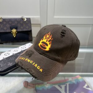 【AT2137】Balenciaga公式ウェブサイト新商品 バレンシアガの新しいベースボールキャップ