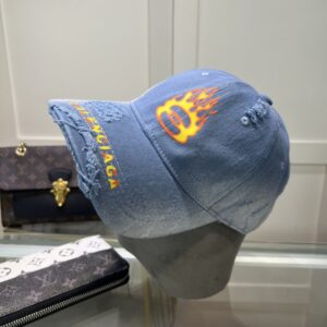 【AT2137】Balenciaga公式ウェブサイト新商品 バレンシアガの新しいベースボールキャップ