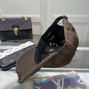 【AT2137】Balenciaga公式ウェブサイト新商品 バレンシアガの新しいベースボールキャップ