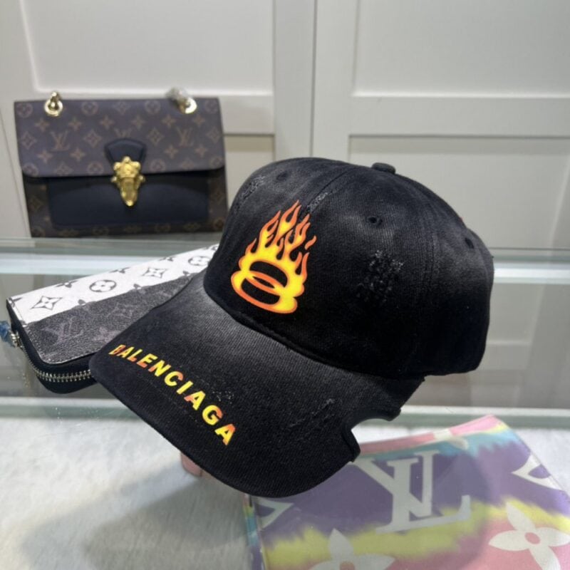 【AT2138】Balenciaga公式サイト 新作 パリジェンヌの最新野球帽