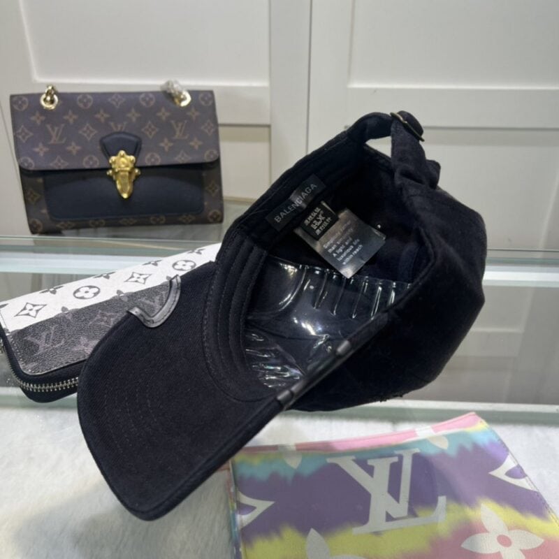 【AT2138】Balenciaga公式サイト 新作 パリジェンヌの最新野球帽