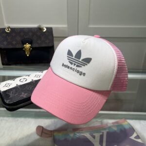 【AT2142】Balenciaga公式サイトの新作バレット帽、バレンシアガ最新の野球帽、在庫あり即発送🧢シンプルなメッシュ帽
