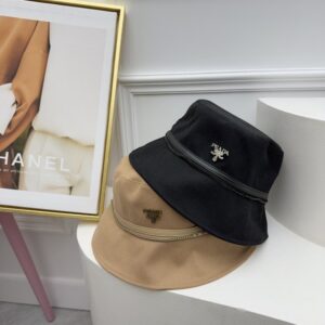 【AT2161】Pradaの秋冬の高品質なフィッシャーマン帽、チェーンデザインは甘くてクール！
