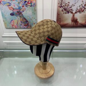 【AT2171】万年のクラシック！ボックスと布袋つき、Gucciのクラシックなベースボールキャップ😍😍、キャンバス生地+上質な牛革、軽く通気性抜群！実物撮影、四季に合わせて男性女性問わずお使いいただけます、基本のヘッドサイズは56、パッチで調節可能です。