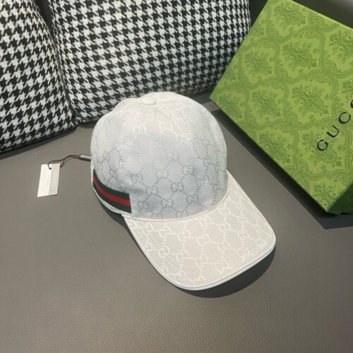 【AT2174】万年のクラシックなデザイン！ボックスと布袋が付いてきます。Gucciのクラシックなベースボールキャップ😍😍、キャンバス生地+最上級牛革で、軽く通気性があります！実物撮影で、四季に合わせて男女問わずお使いいただけます。ベースの頭囲は56センチで、貼り付け調整可能です。