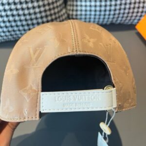 【AT2180】LV (Louis Vuitton) 新しい出荷！ボックスと布袋が付いていますLVルイ・ヴィトン、新しい野球帽、ダークウェーブプリント、オックスフォード生地+最上級牛革、純綿裏地、軽量通気性が良い！質は最高です、基本的な頭囲は56、パッチが調整可能です。